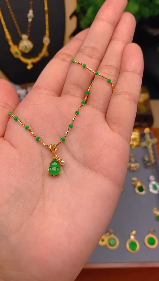 【闪购商品】翡翠吊坠(不含链)银S925镶嵌葫芦万能扣