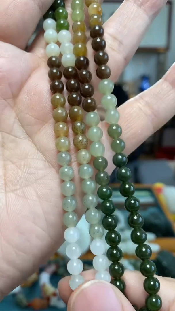 颈饰未镶嵌和田玉烎135