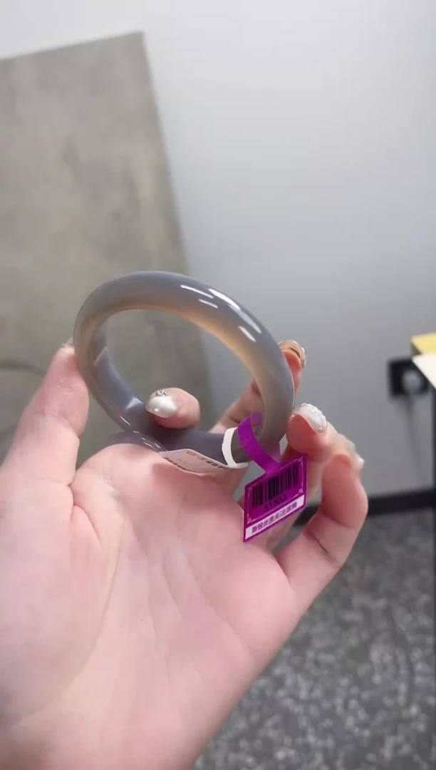 【闪购商品】玛瑙/玉髓手镯未镶嵌54圈 需要包容