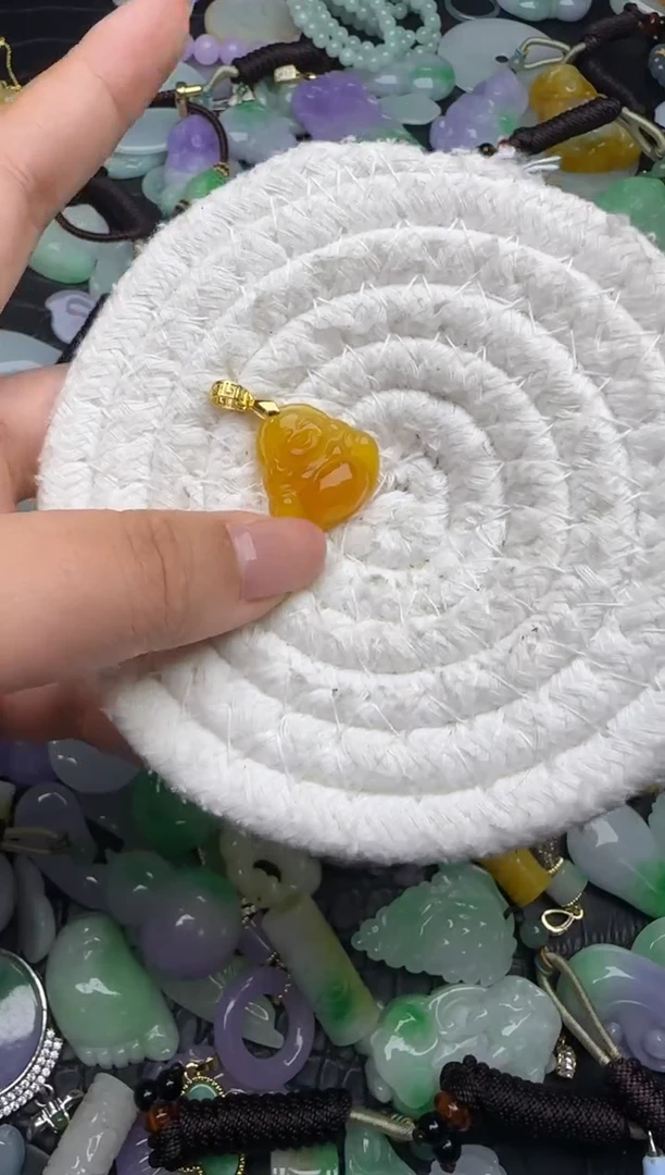 颈饰未镶嵌翡翠缅甸翡翠吊坠