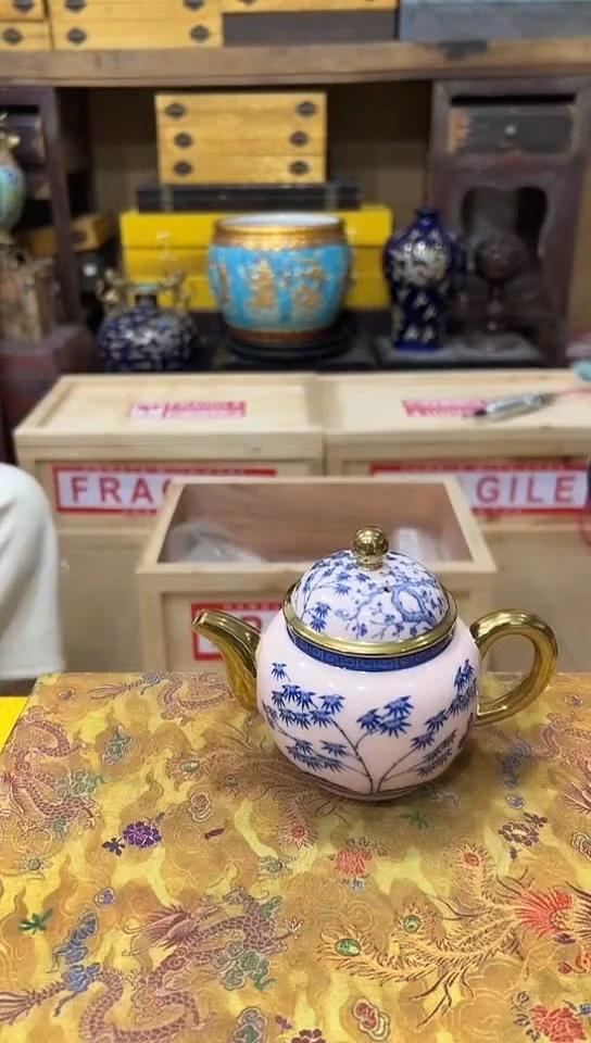 景德镇陶瓷摆件瓷