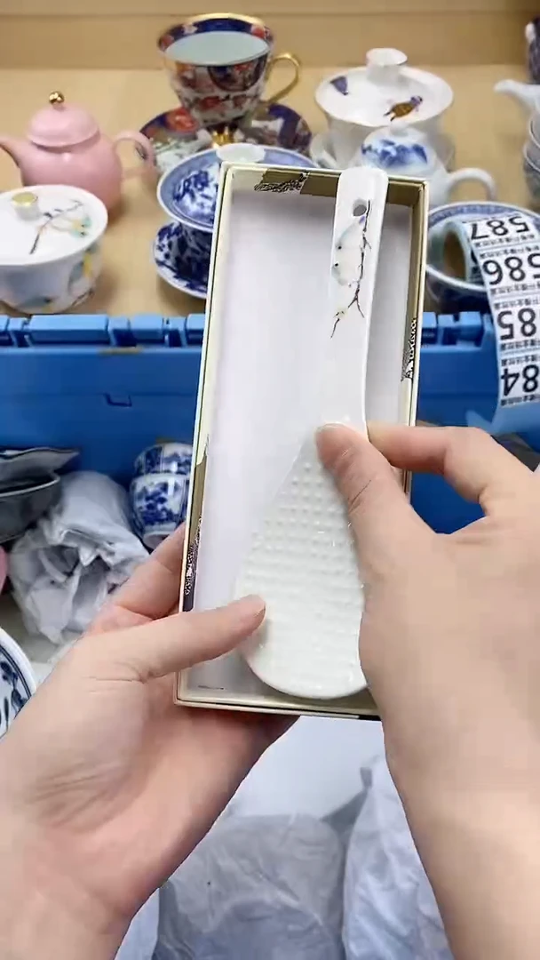 琉璃手工艺品新号开播，一单一付