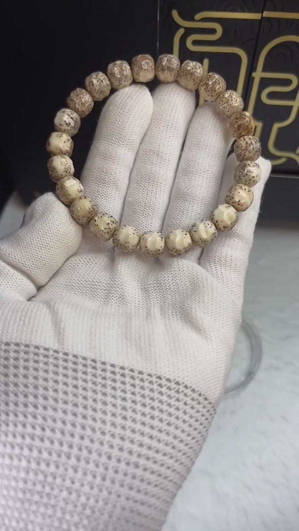 手串星月菩提小驼包10x9.d240