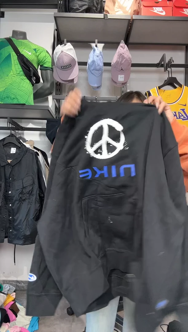 1454    编码 瑕疵款直播间过款为准 尺码 M