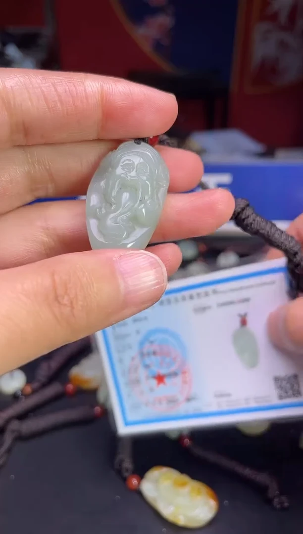 颈饰未镶嵌和田玉1