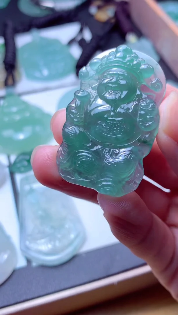颈饰未镶嵌翡翠天然A货翡翠