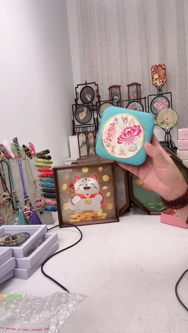 扇子苏绣作品手工首饰盒