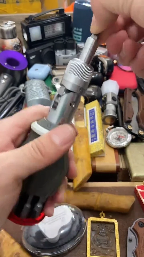 瓷片闪购商品 如图所示