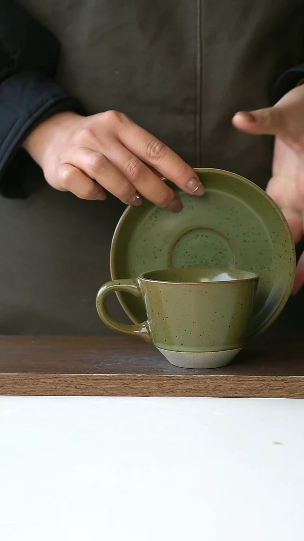 【闪购商品】陶瓷微瑕RG180ml绿色咖啡杯碟@4-2@