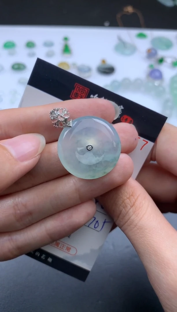 【闪购商品】翡翠挂件未镶嵌哈轩 挂件1