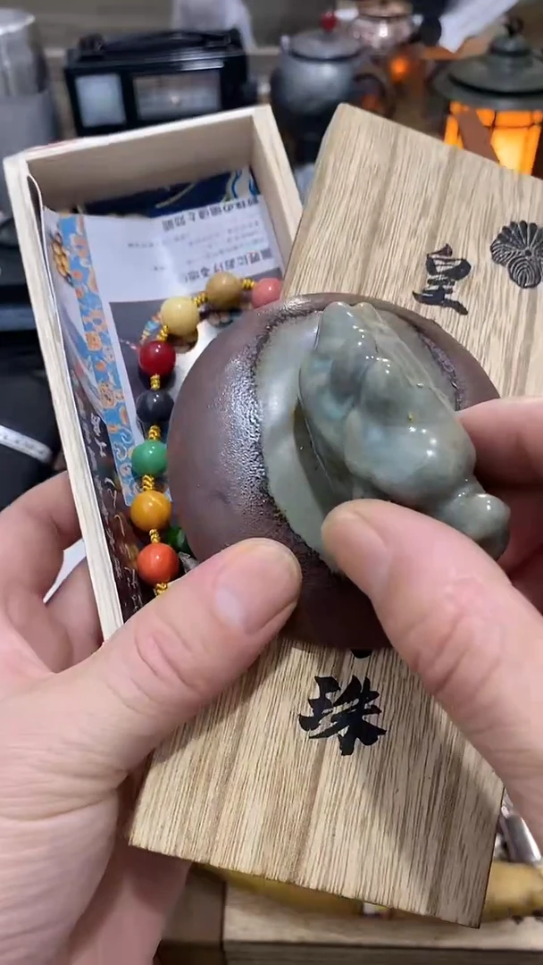 瓷片闪购商品 如图所示
