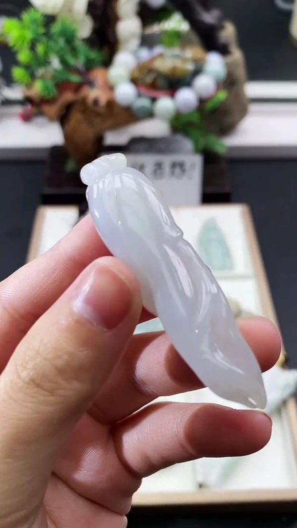 颈饰未镶嵌翡翠天然缅甸A货翡翠