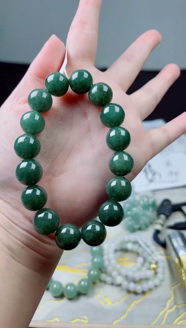 未镶嵌定制翡翠翡翠