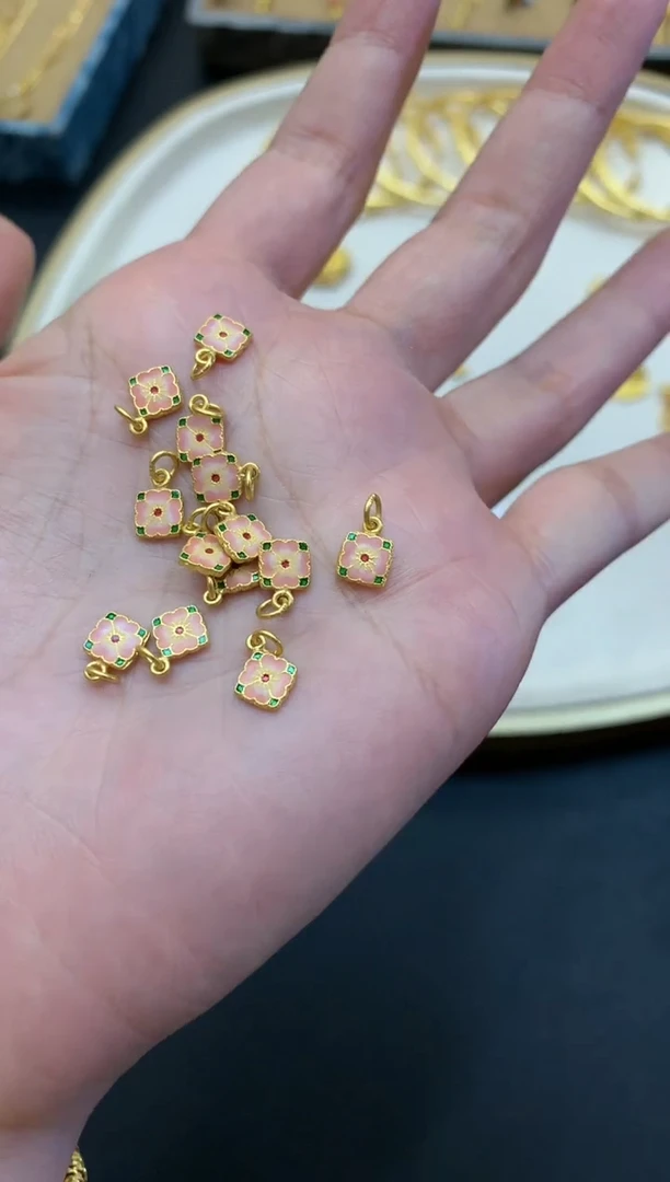 【闪购商品】定制足金吊坠(不含链)（多样性发一件）W423|612