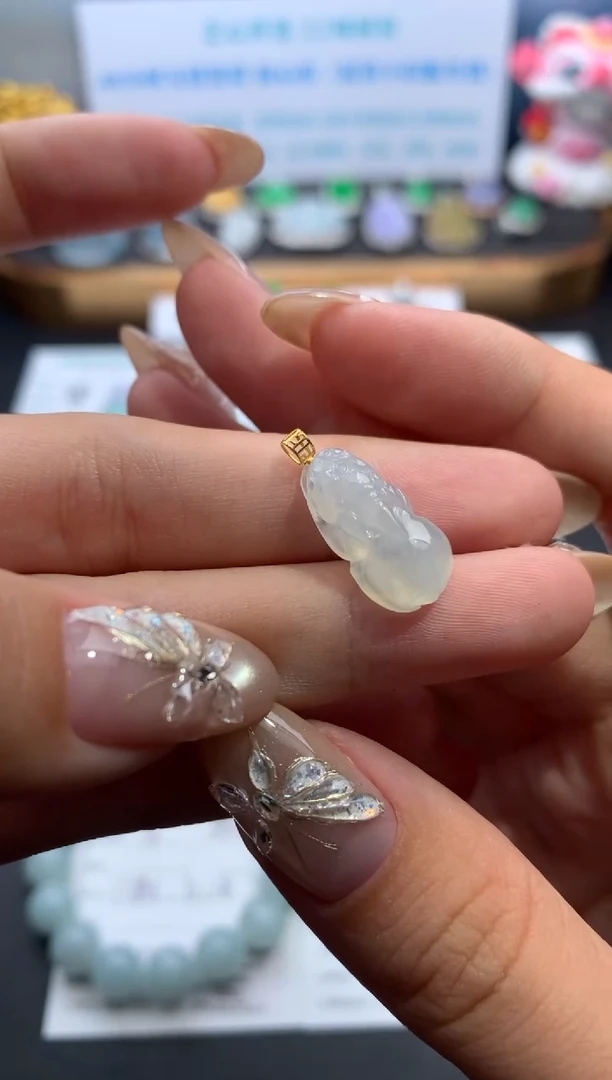 翡翠18K金镶嵌颈饰模式推广期48小时鉴赏期