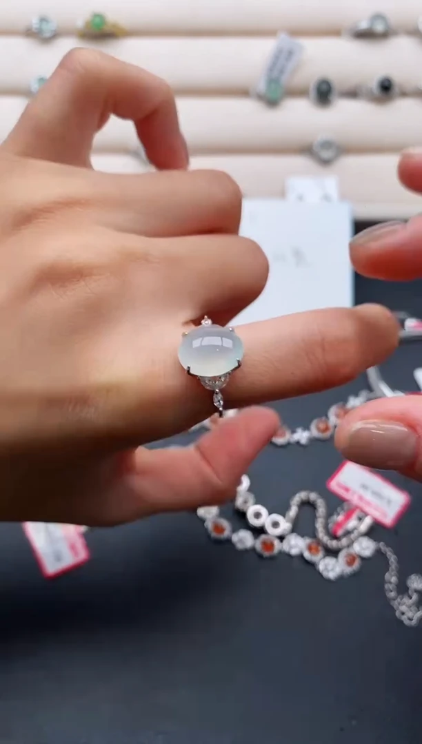 银S925镶嵌戒指翡翠3333333+8