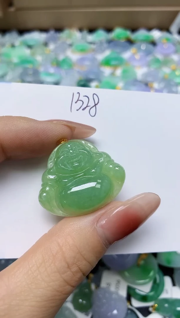 翡翠未镶嵌颈饰 天然缅甸翡翠A货