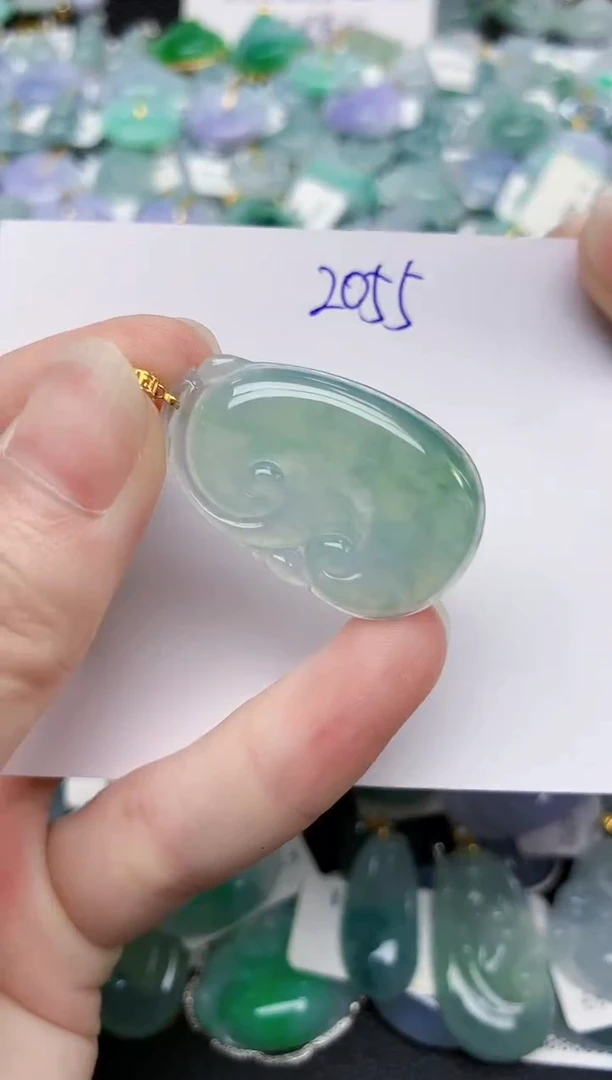 颈饰18K金镶嵌翡翠天然缅甸A货翡翠百元以上9元证书费自理