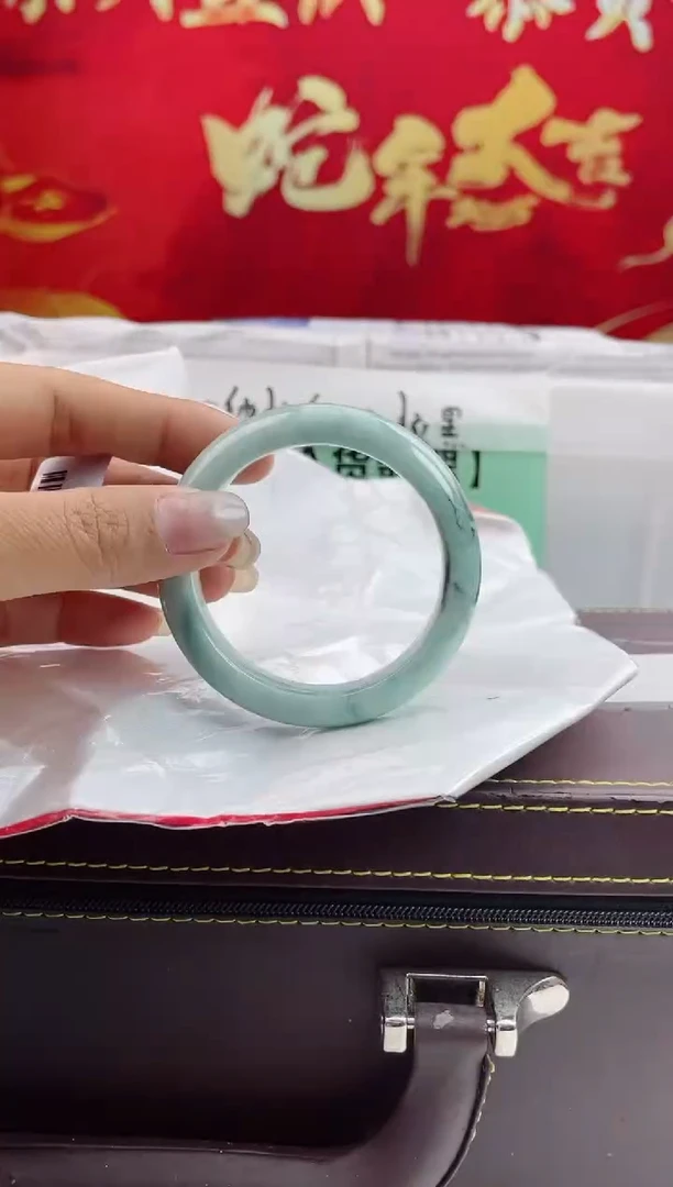 【闪购商品】翡翠手镯未镶嵌翡翠手镯（微瑕）10
