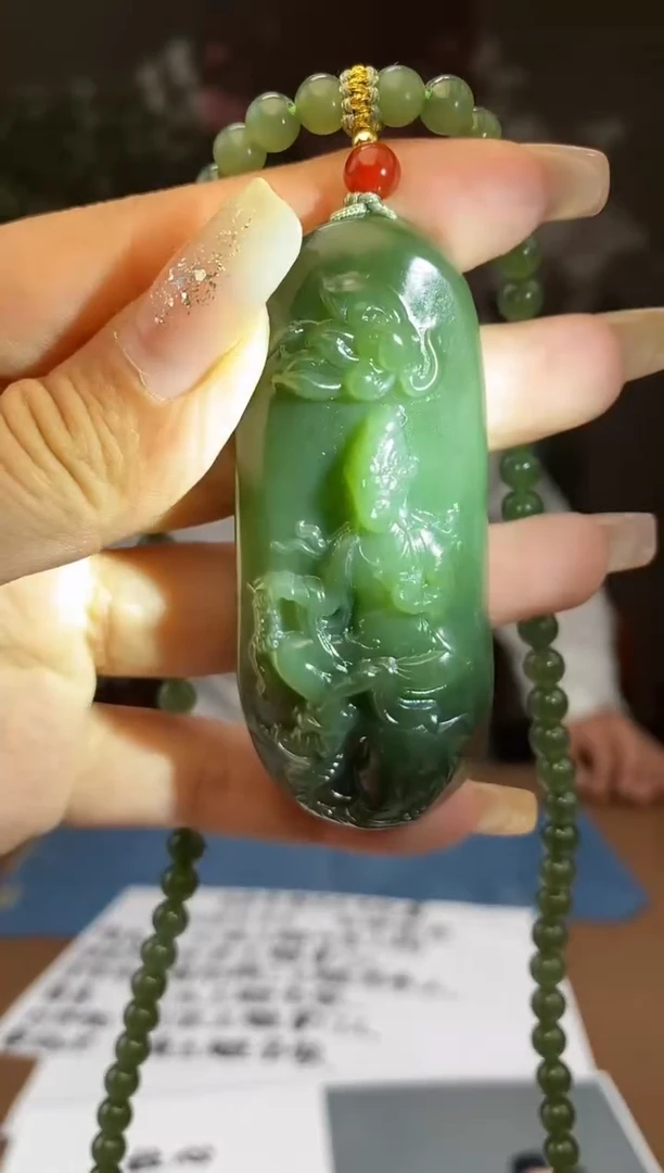 和田玉未镶嵌颈饰q983