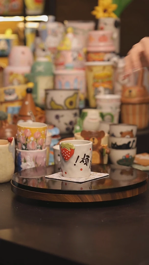 景德镇釉下彩绘设计师款式陶瓷