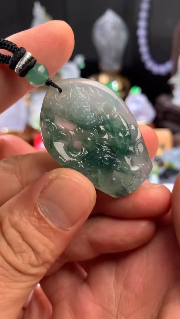 吊坠(不含链)未镶嵌翡翠天然翡翠吊坠