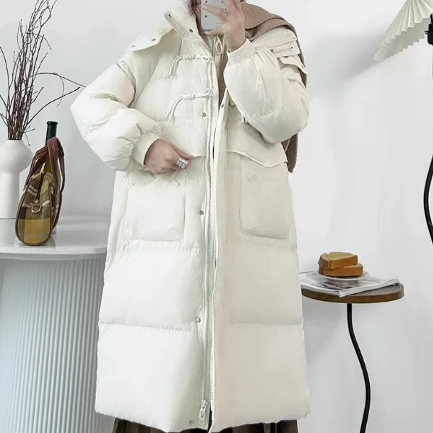 Y575米白角扣长版外套8802