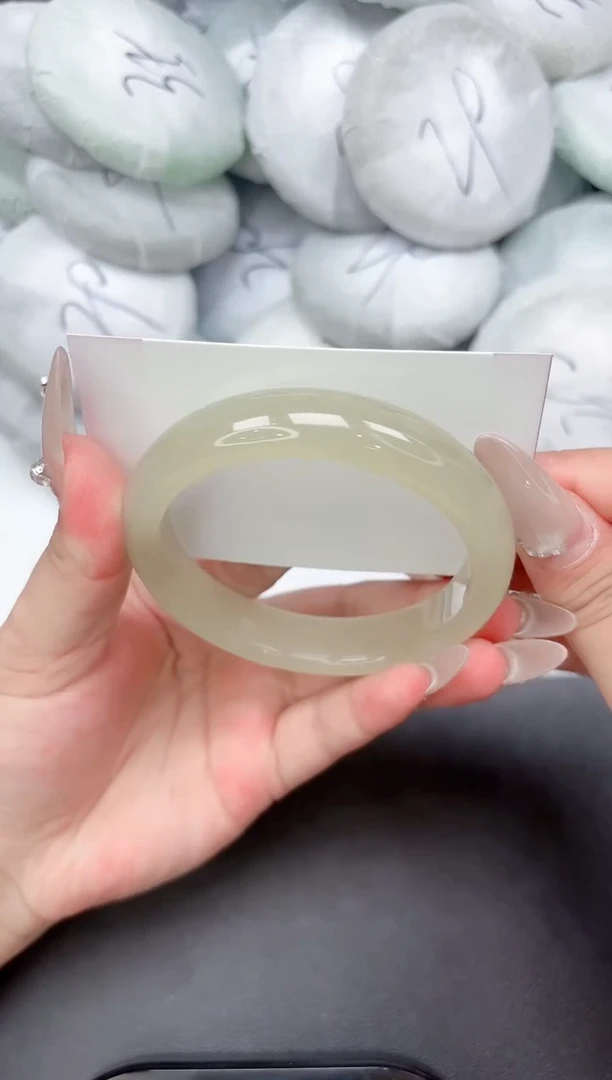 未镶嵌手镯石英质玉46-63