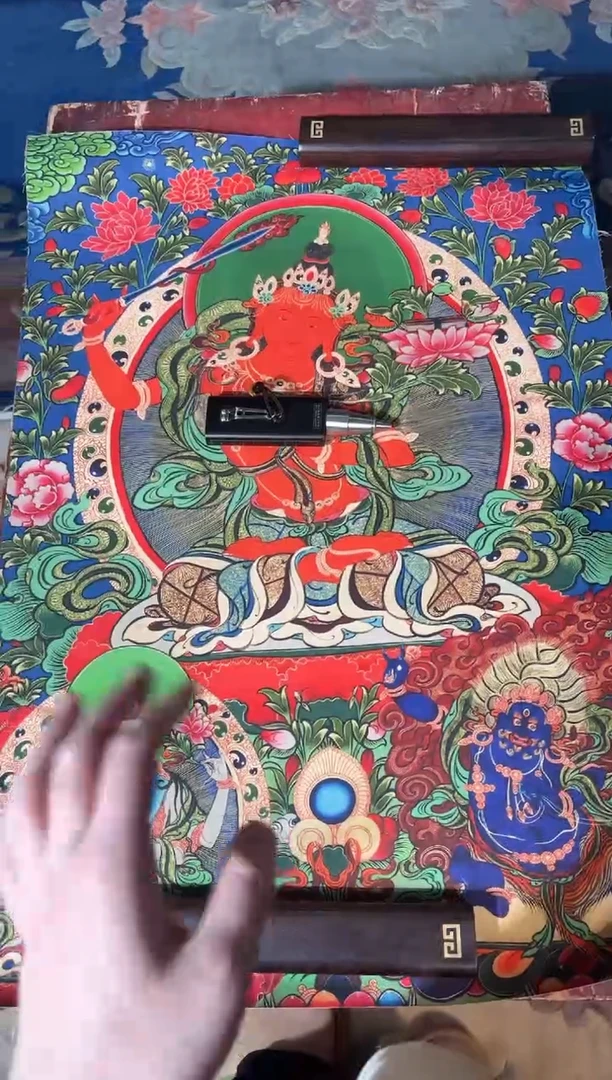 卷轴画龙妹的唐卡tk16