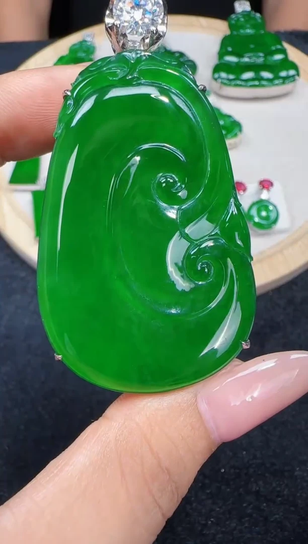 未镶嵌定制翡翠翡翠吊坠111