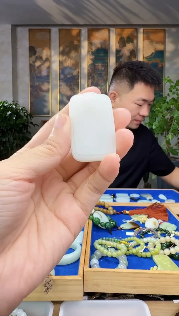 未镶嵌和田玉挂件拍一发一