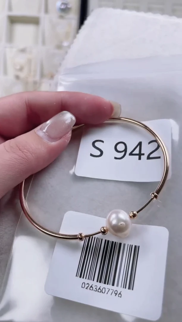 【闪购商品】海水珍珠手镯银S925镶嵌S942