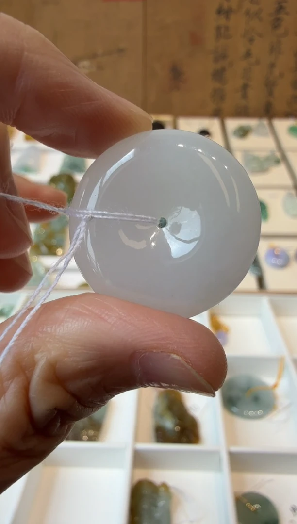 翡翠挂件未镶嵌A货翡翠多样性孤品