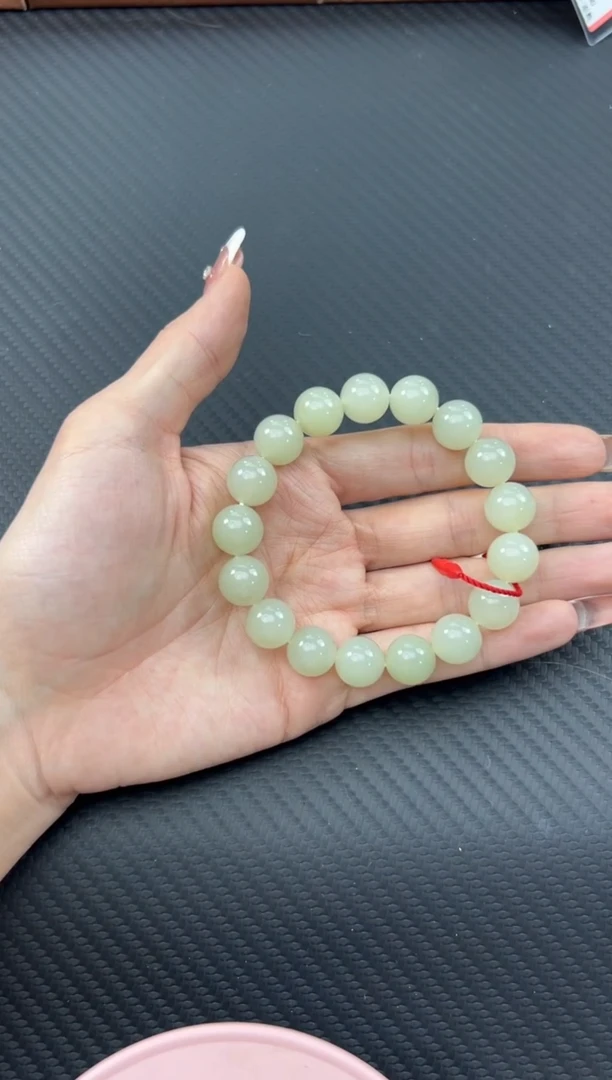 【闪购商品】和田玉手串未镶嵌且末微色差近矿卡12手串