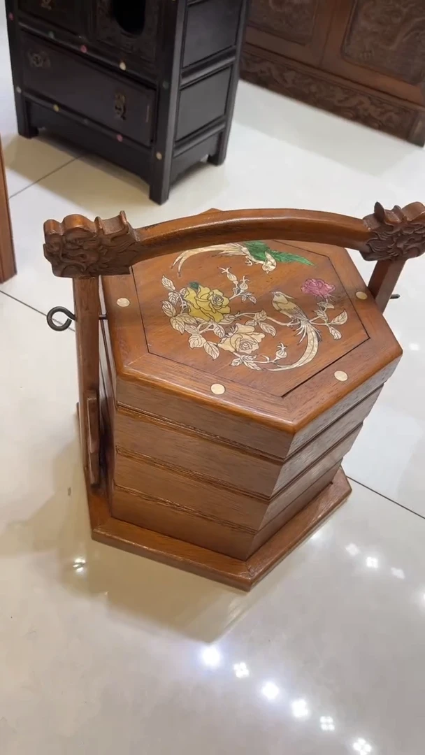 【闪购商品】贡木鸟踏花枝螺钿六角食盒