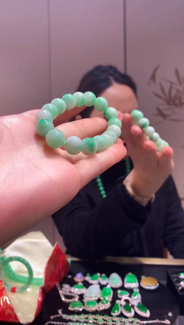 【闪购商品】翡翠手串未镶嵌手串