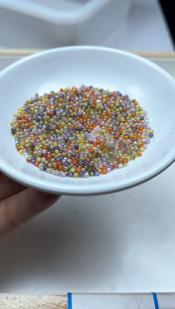 散珠天然锆石未镶嵌D768 彩锆石2mm100颗12元