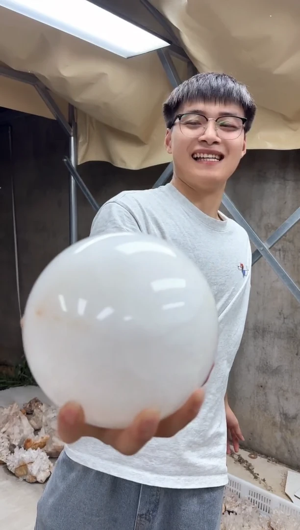 未镶嵌水晶大型摆件（非配饰）微**笑白水晶球2单 869