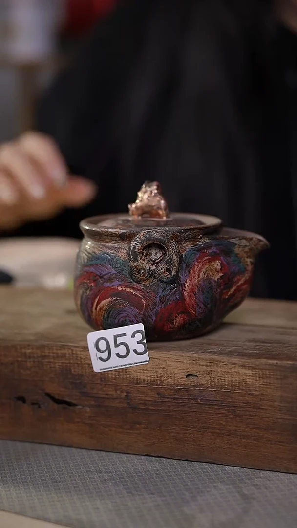 【闪购商品】瓷片小钱 重工大漆宝瓶