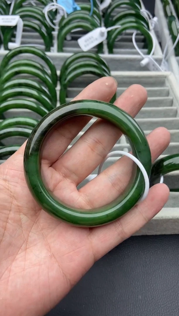 未镶嵌手镯和田玉（碧玉）26-57.6