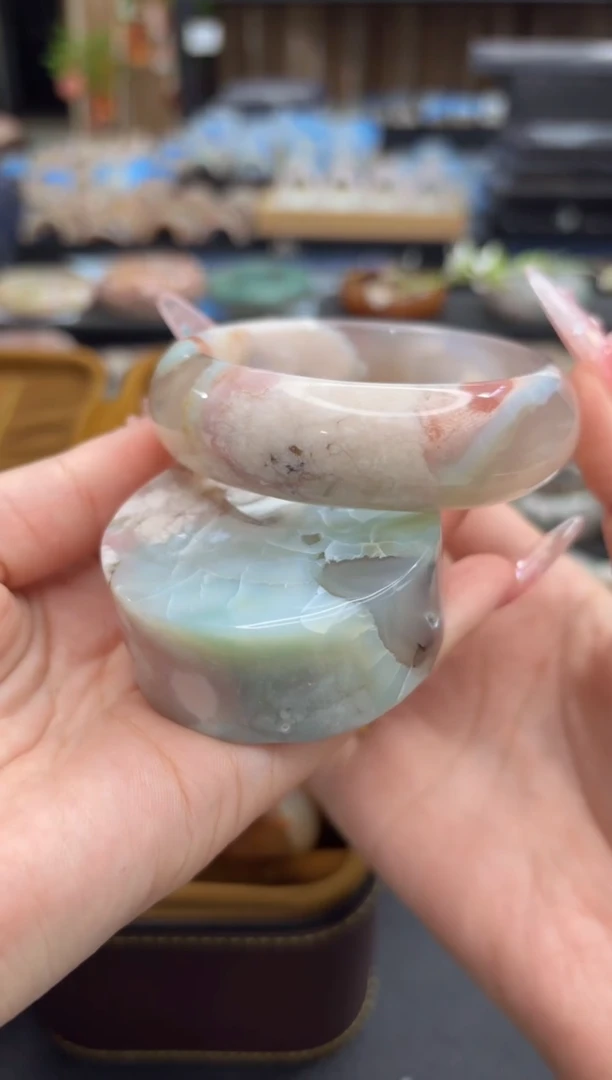 未镶嵌手镯石英质玉185(58圈赠送镯心)