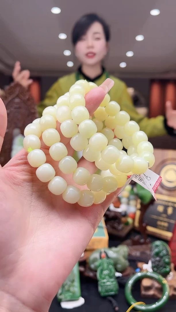 颈饰未镶嵌和田玉5hk