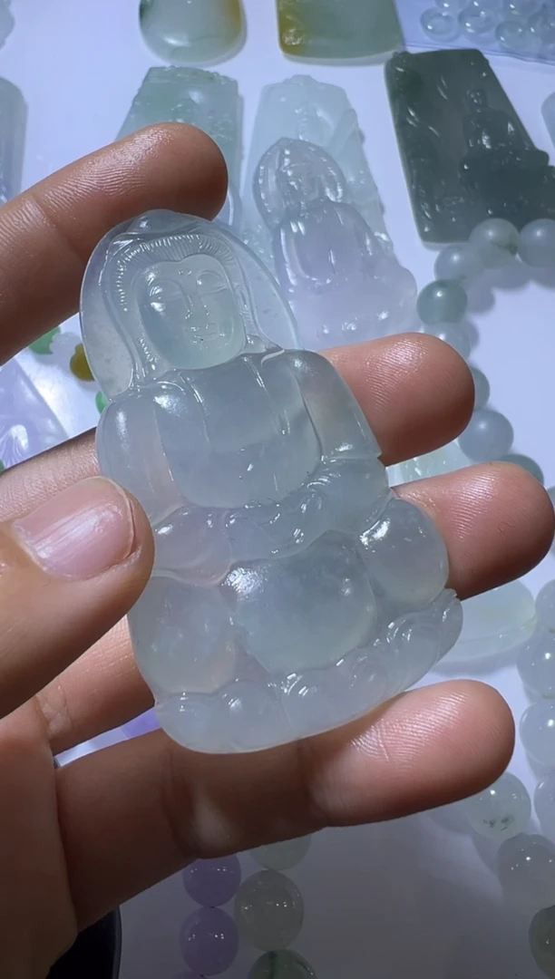 未镶嵌定制翡翠观音