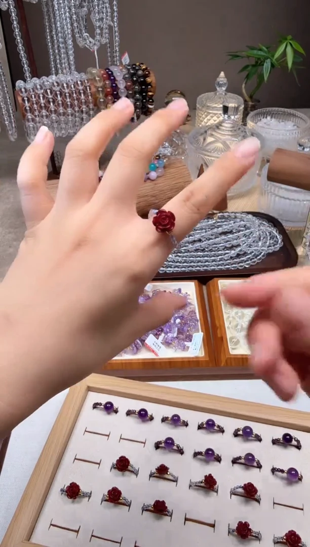 水晶戒指未镶嵌朱 砂 戒指