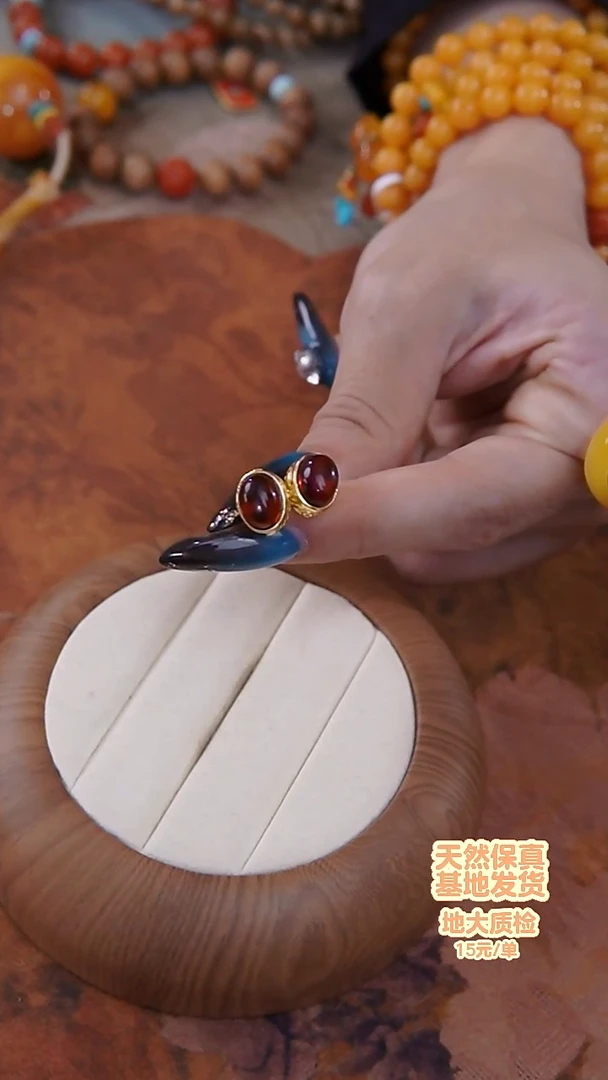 银S925镶嵌琥珀耳饰耳饰