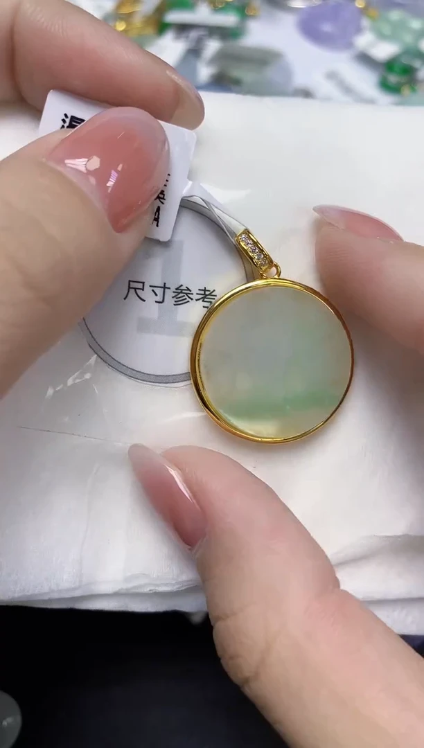 颈饰未镶嵌翡翠天然缅甸翡翠A货百元以上9元证书费自理