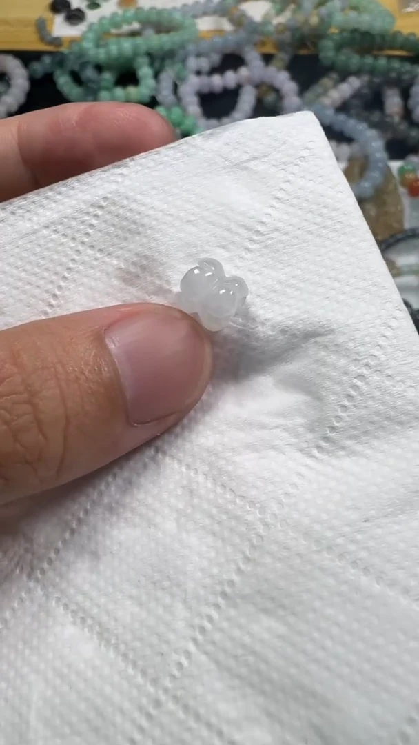 翡翠未镶嵌颈饰【闪购商品】 天然翡翠