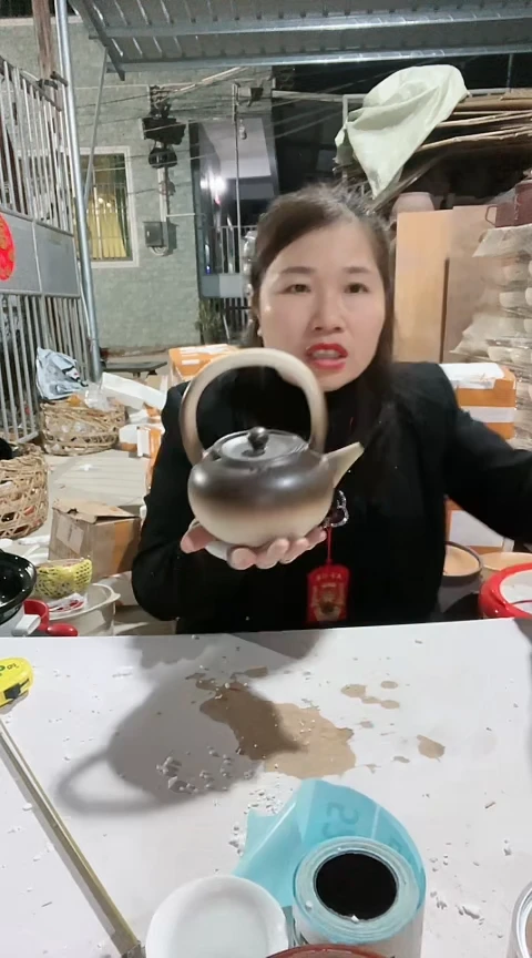 【闪购商品】瑕疵粗陶提梁壶，，