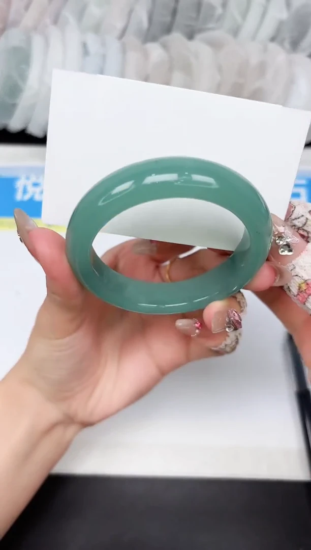 石英质玉手镯未镶嵌17-54.4