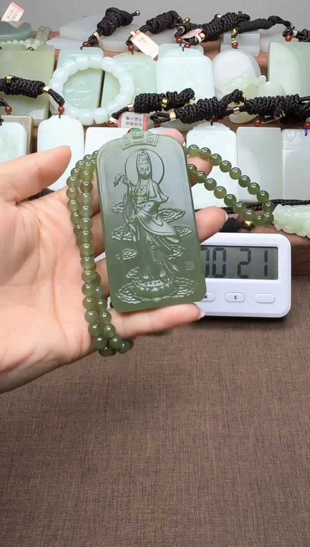 颈饰未镶嵌和田玉1